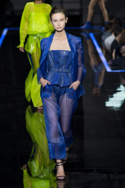 Look 153